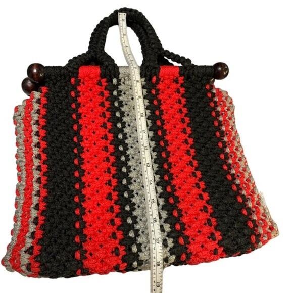 Crochet Red Black Gray Purse Handbag with Dark Wood Embellishments. Handmade - Picture 5 of 10